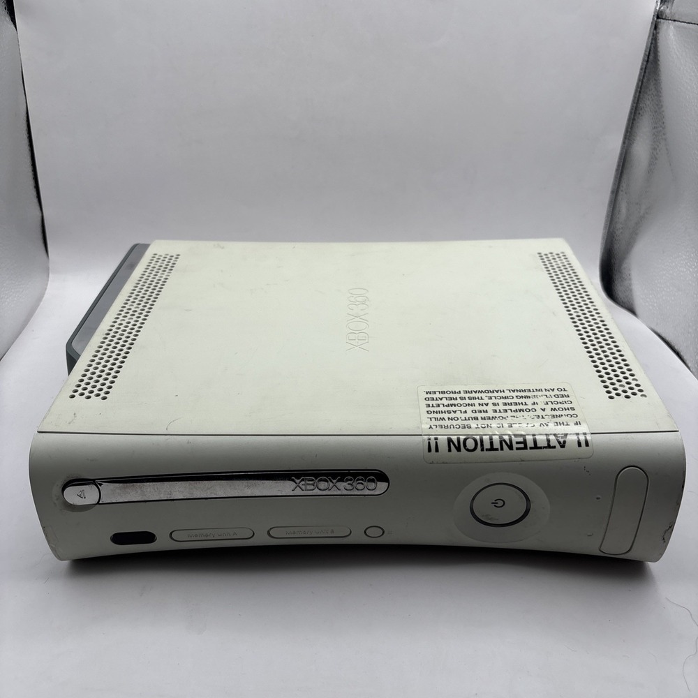 Microsoft Xbox 360 White Console - For Parts Only